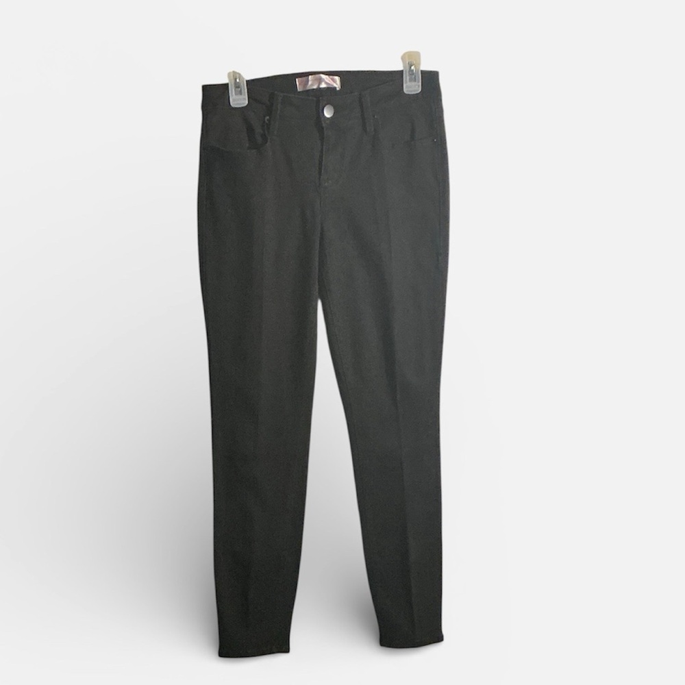 No Boundaries Dark Washed Skinny Jeans